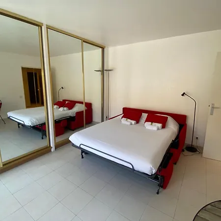 A Deux Pas Du Palais Des Festivals Appartement Cannes