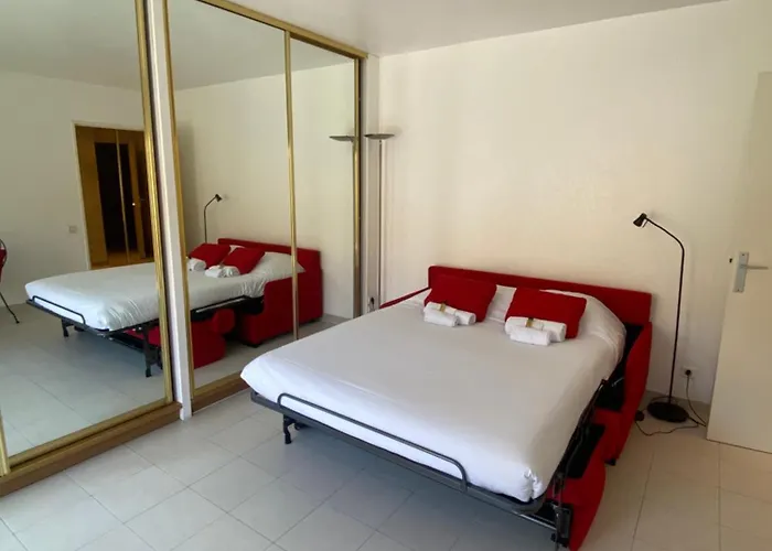 A Deux Pas Du Palais Des Festivals Apartment Cannes