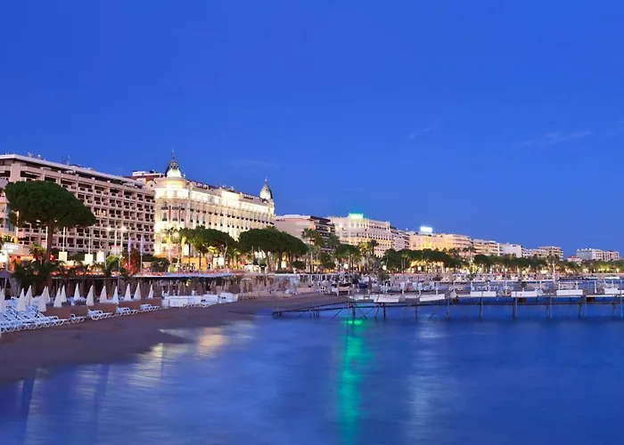 A Deux Pas Du Palais Des Festivals * Cannes
